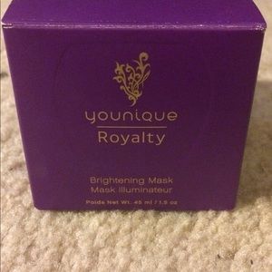 YOUNIQUE GOLD BRIGHTENING MASK 😷